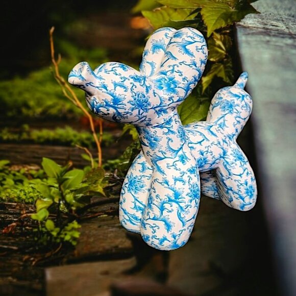 🆕 RARE Large French Toile Art Ceramic Balloon Dog - Picture 4 of 4